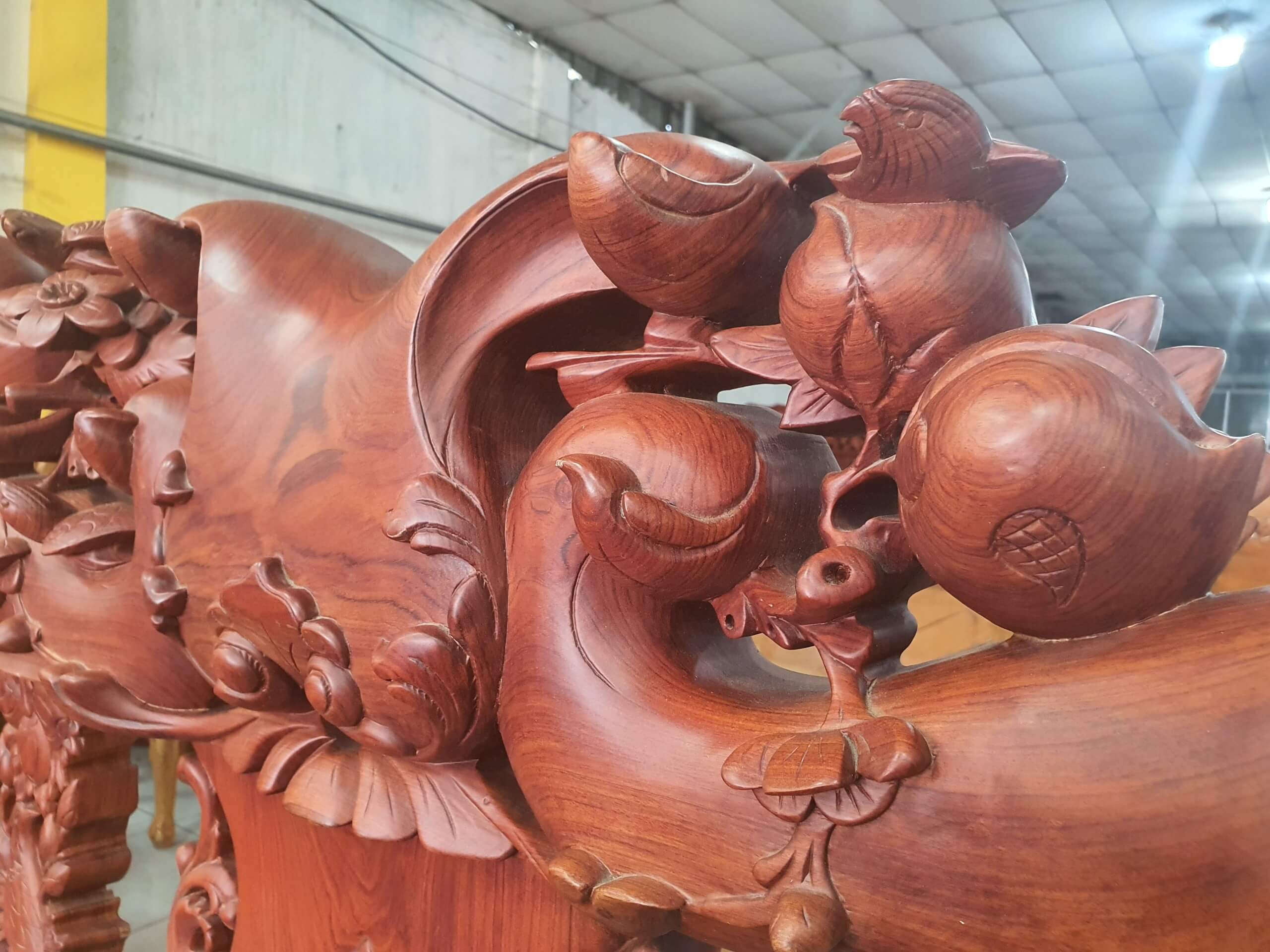 Chạm khắc đào tiên